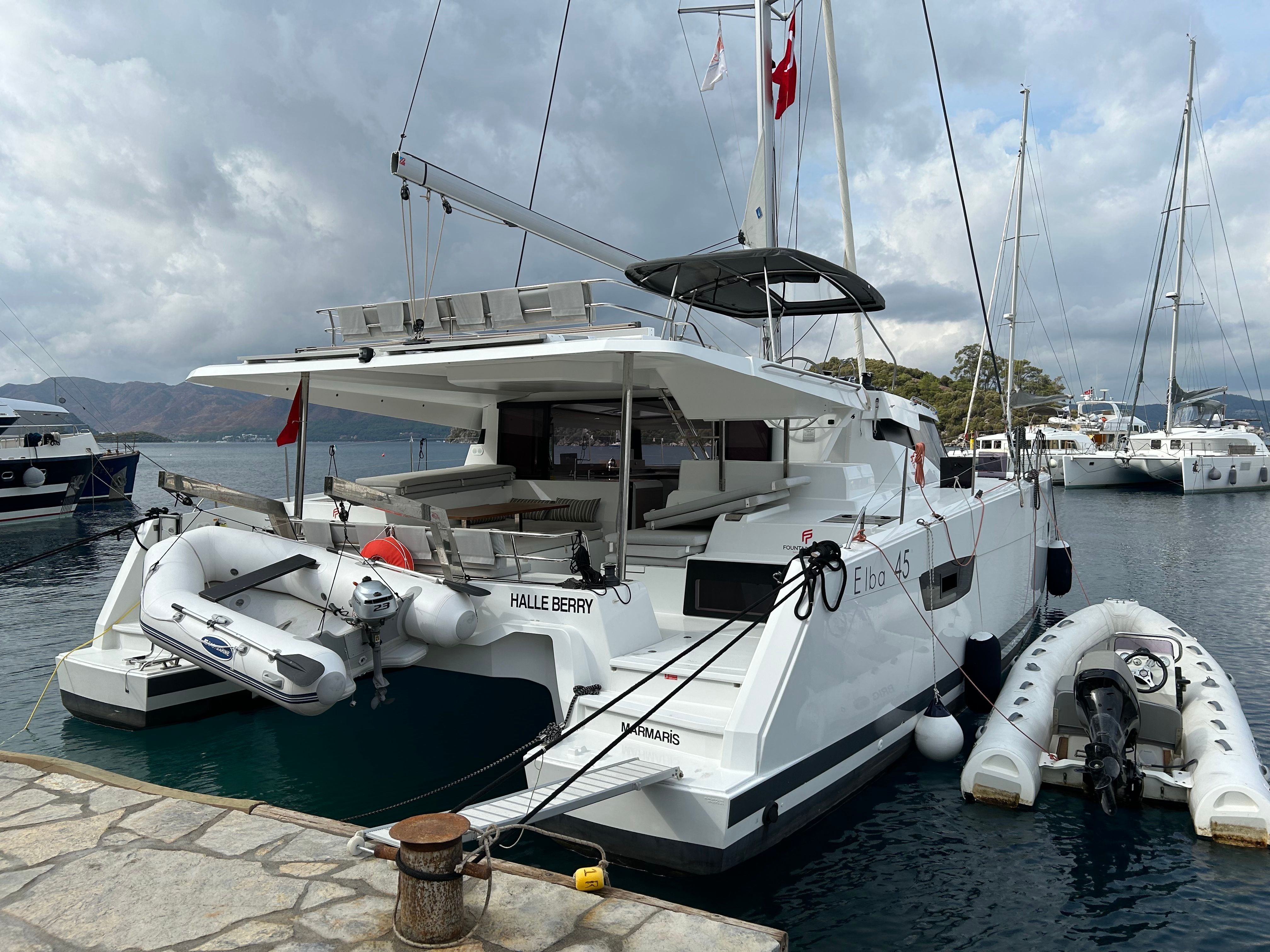 Fountaine Pajot Elba 45 | Halle Berry