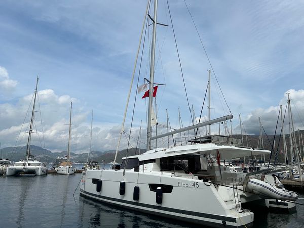 Fountaine Pajot Elba 45 | Halle Berry