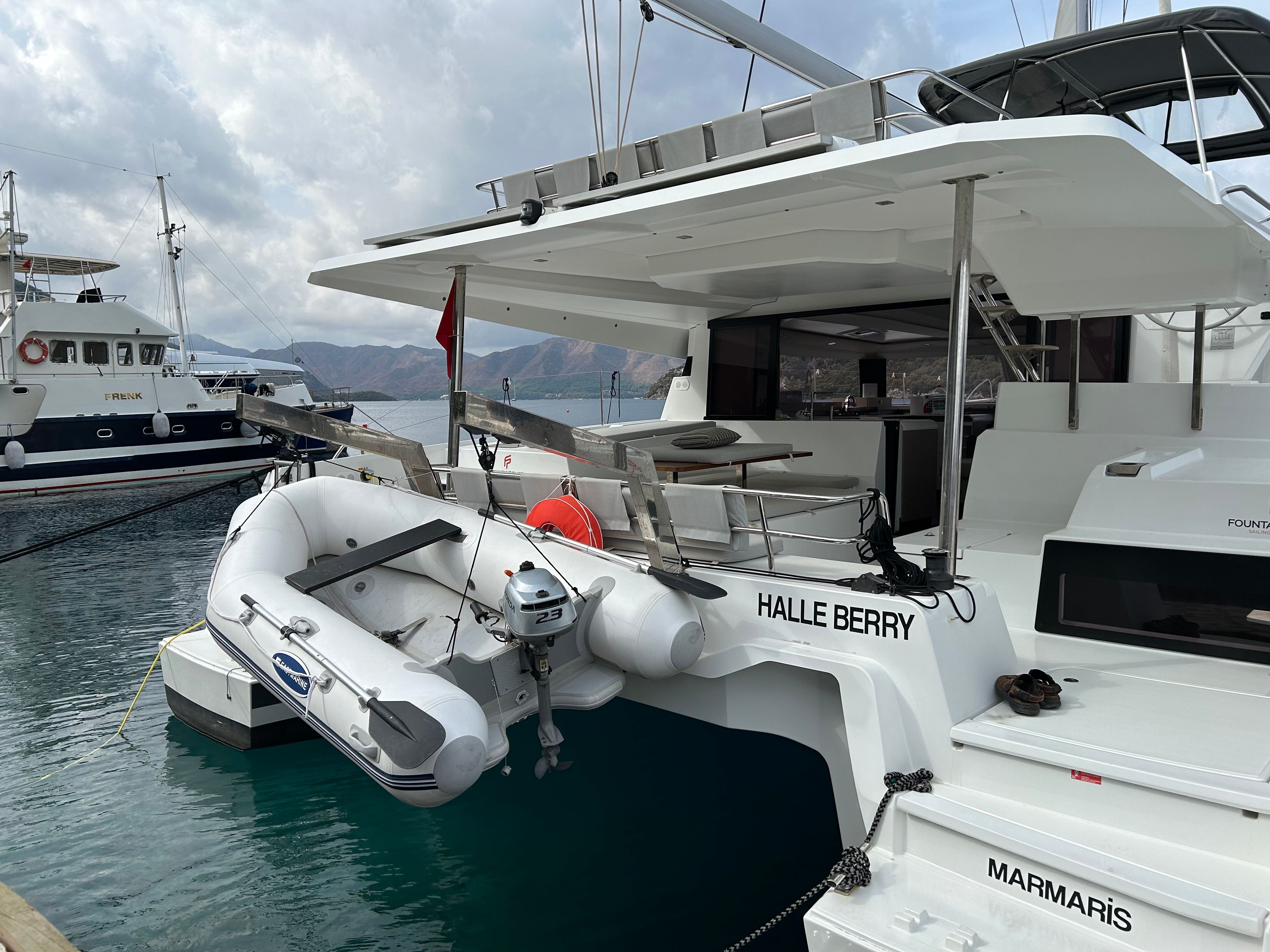 Fountaine Pajot Elba 45 | Halle Berry