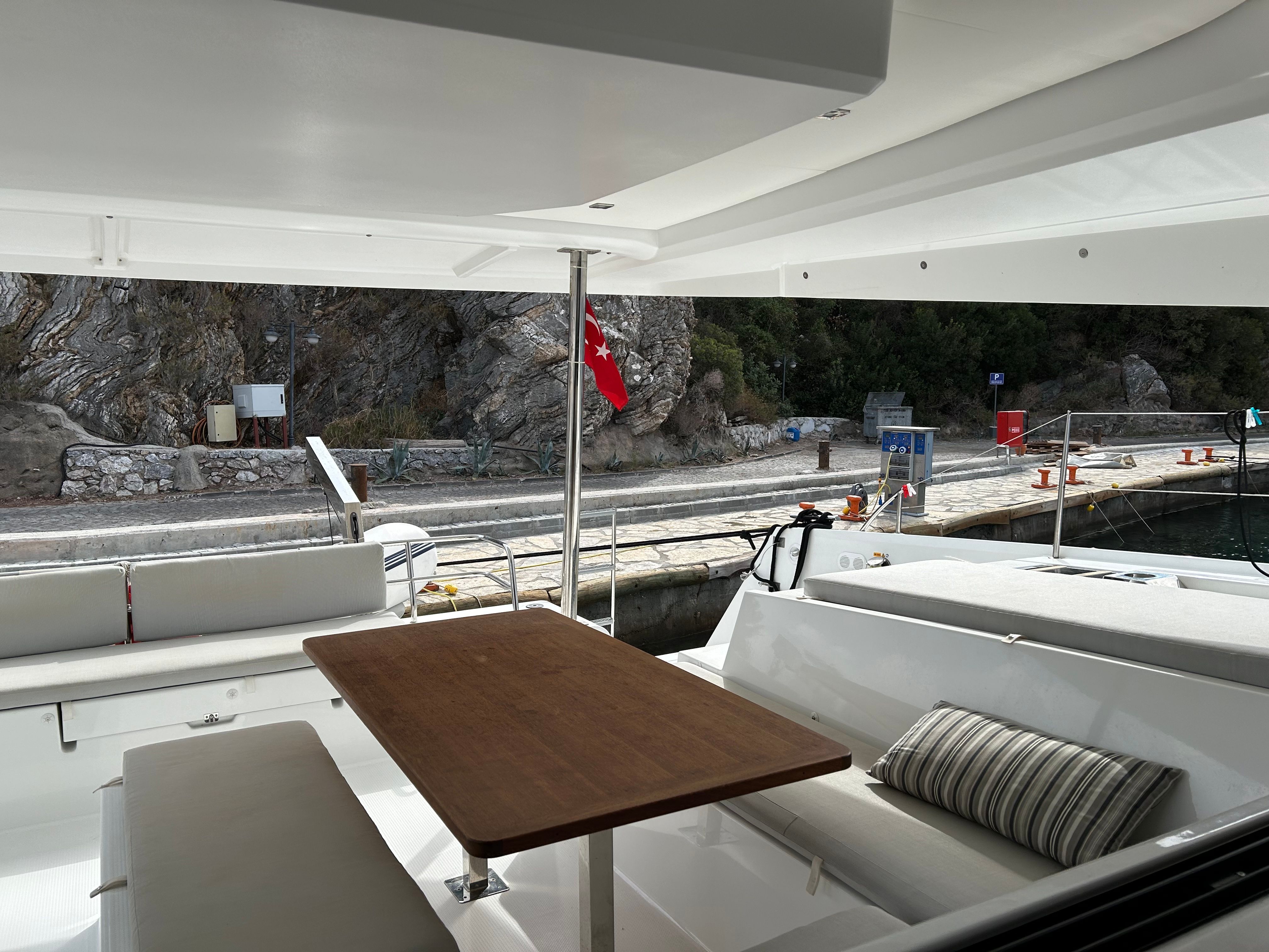 Fountaine Pajot Elba 45 | Halle Berry