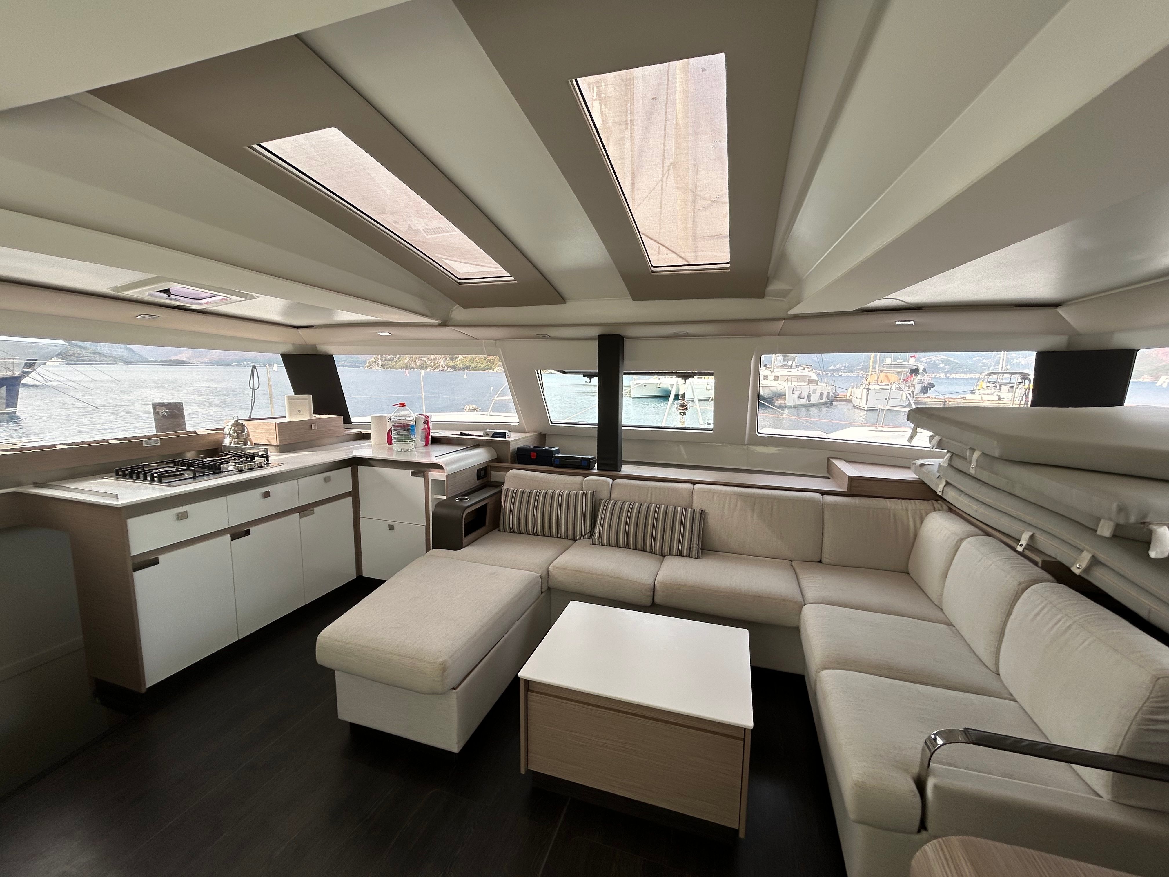 Fountaine Pajot Elba 45 | Halle Berry
