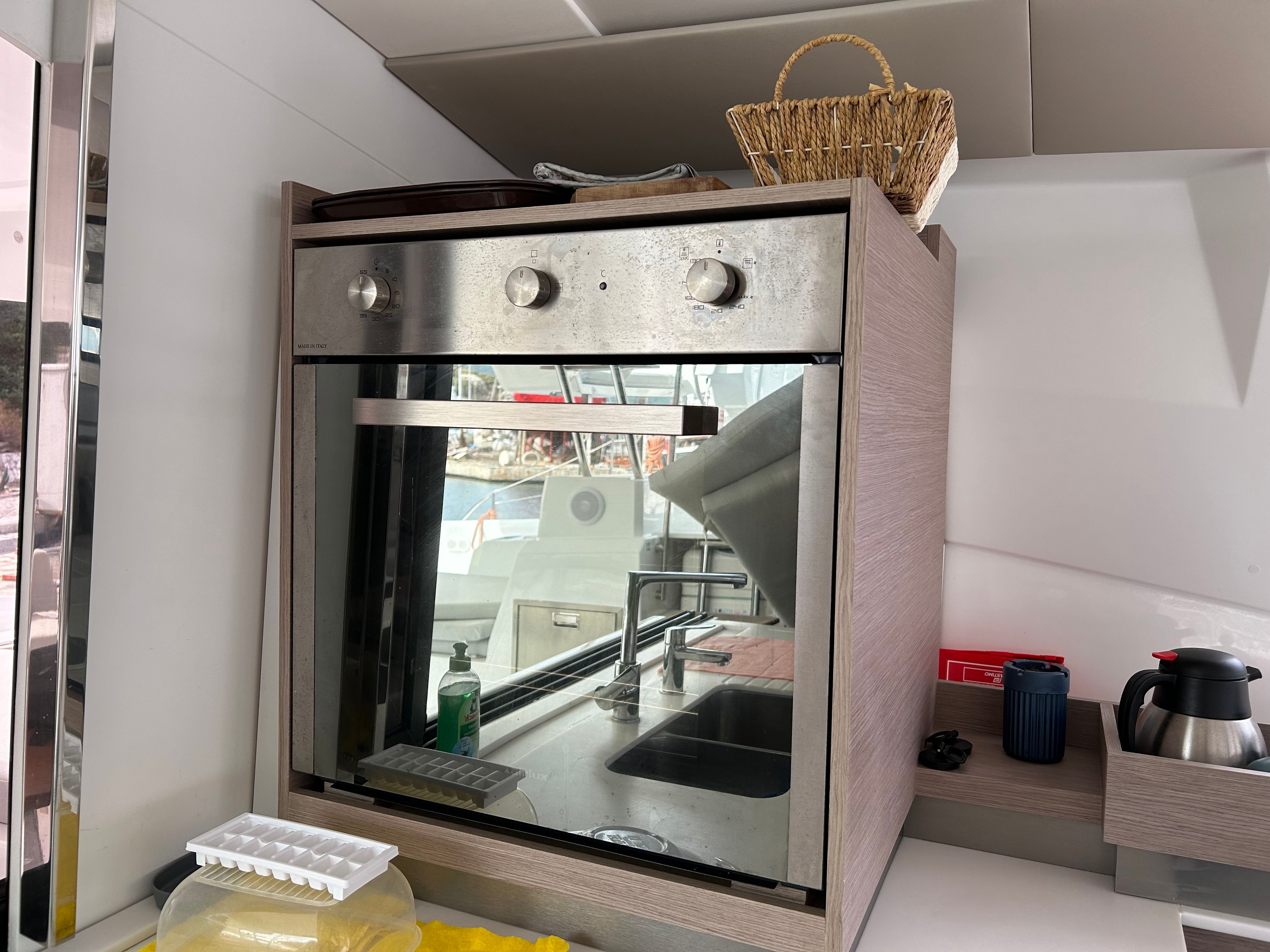 Fountaine Pajot Elba 45 | Halle Berry