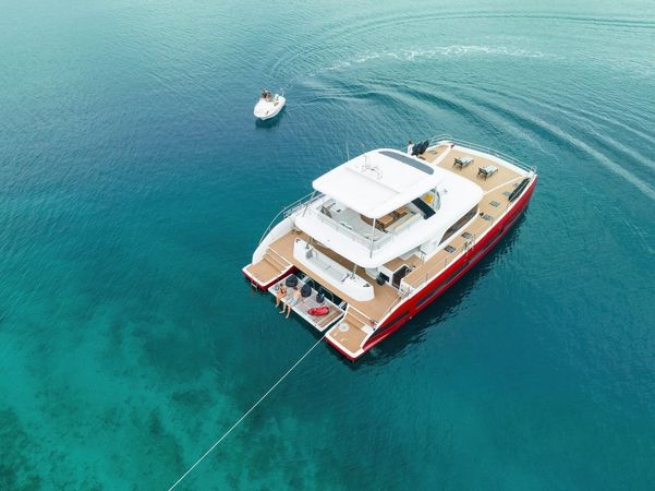 Lagoon Sixty 7 | Mastermind