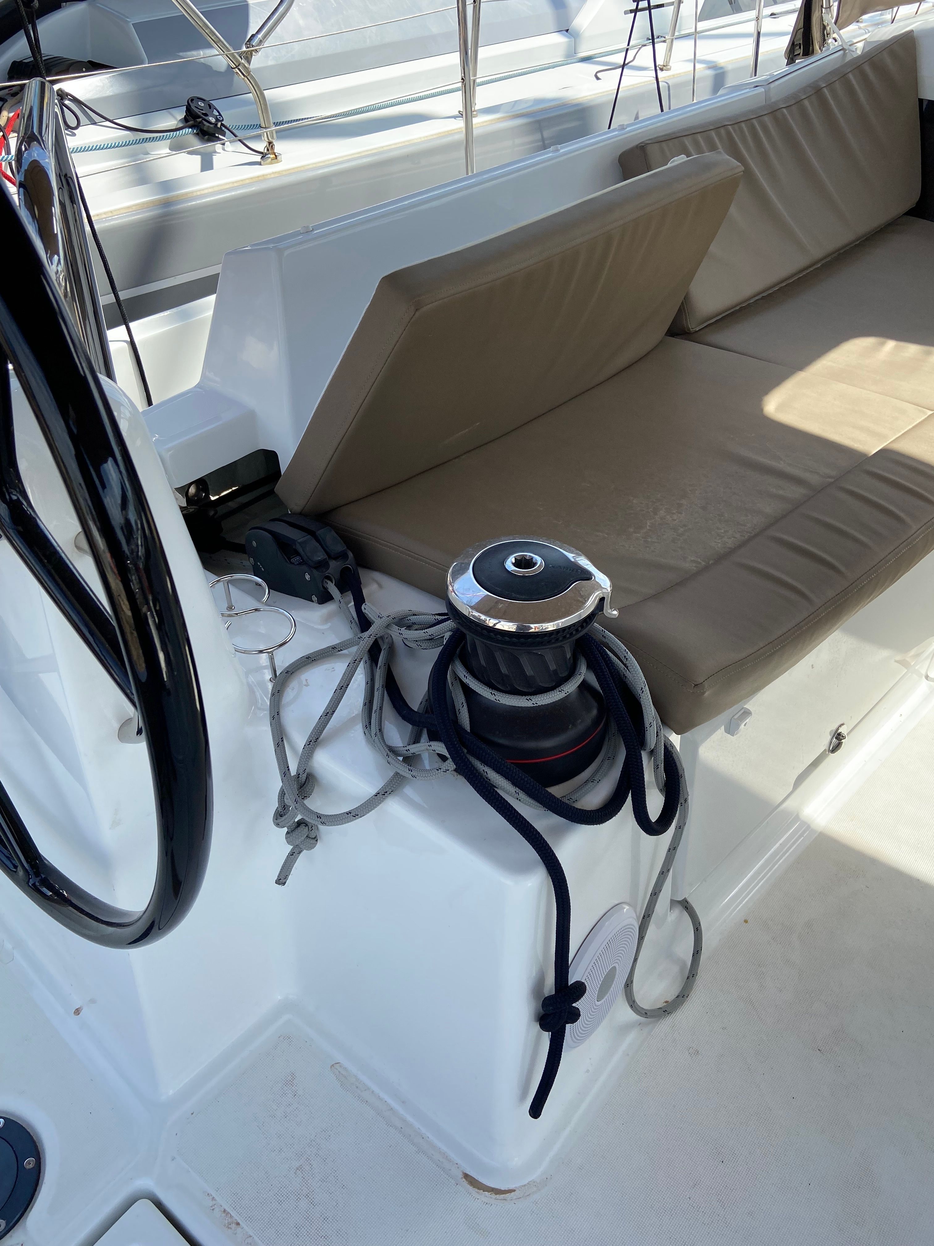 Jeanneau Sun Odyssey 490 | Wu Wei