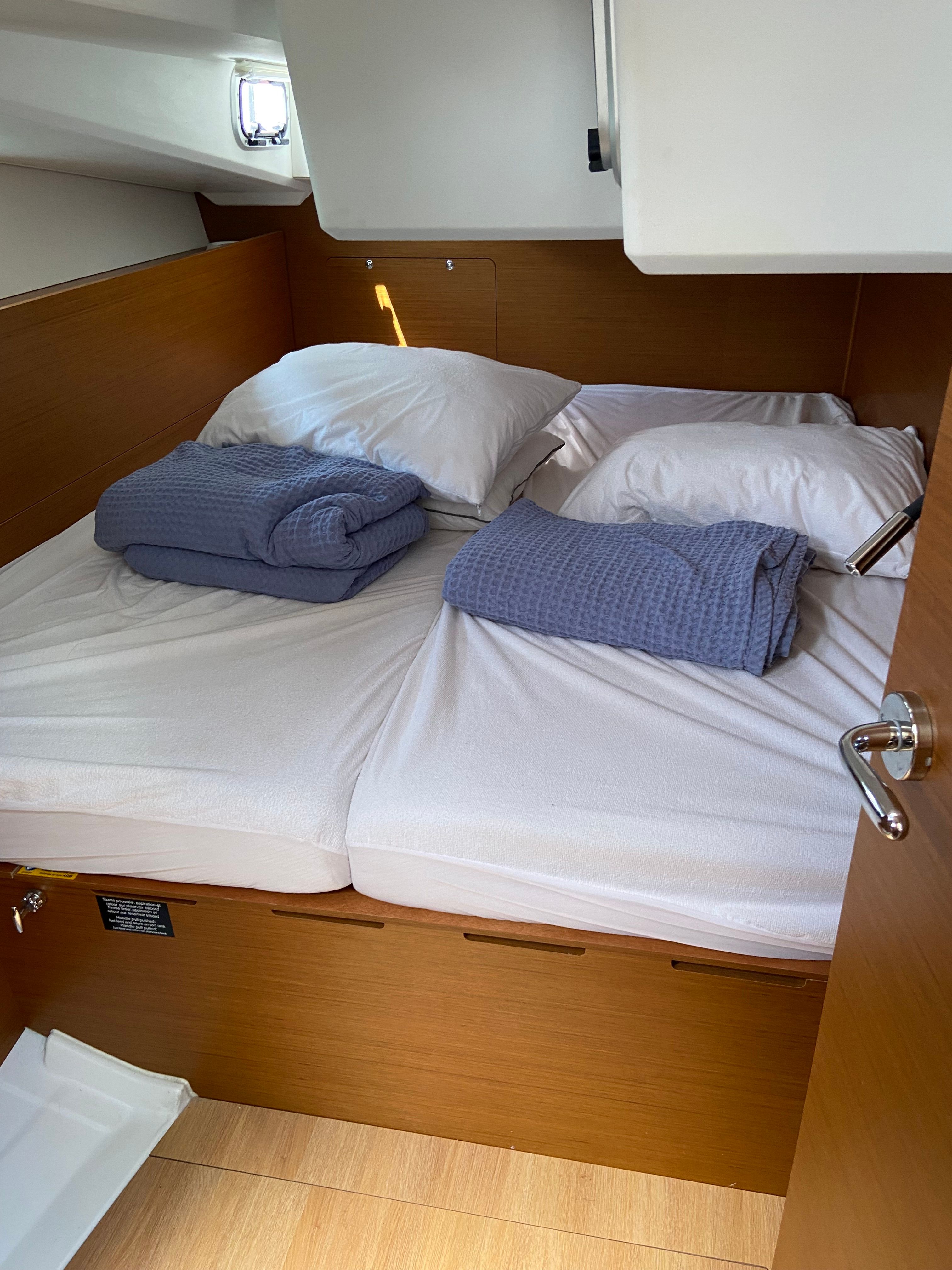 Jeanneau Sun Odyssey 490 | Wu Wei