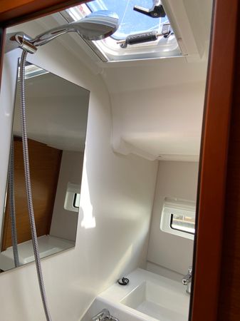 Jeanneau Sun Odyssey 490 | Wu Wei