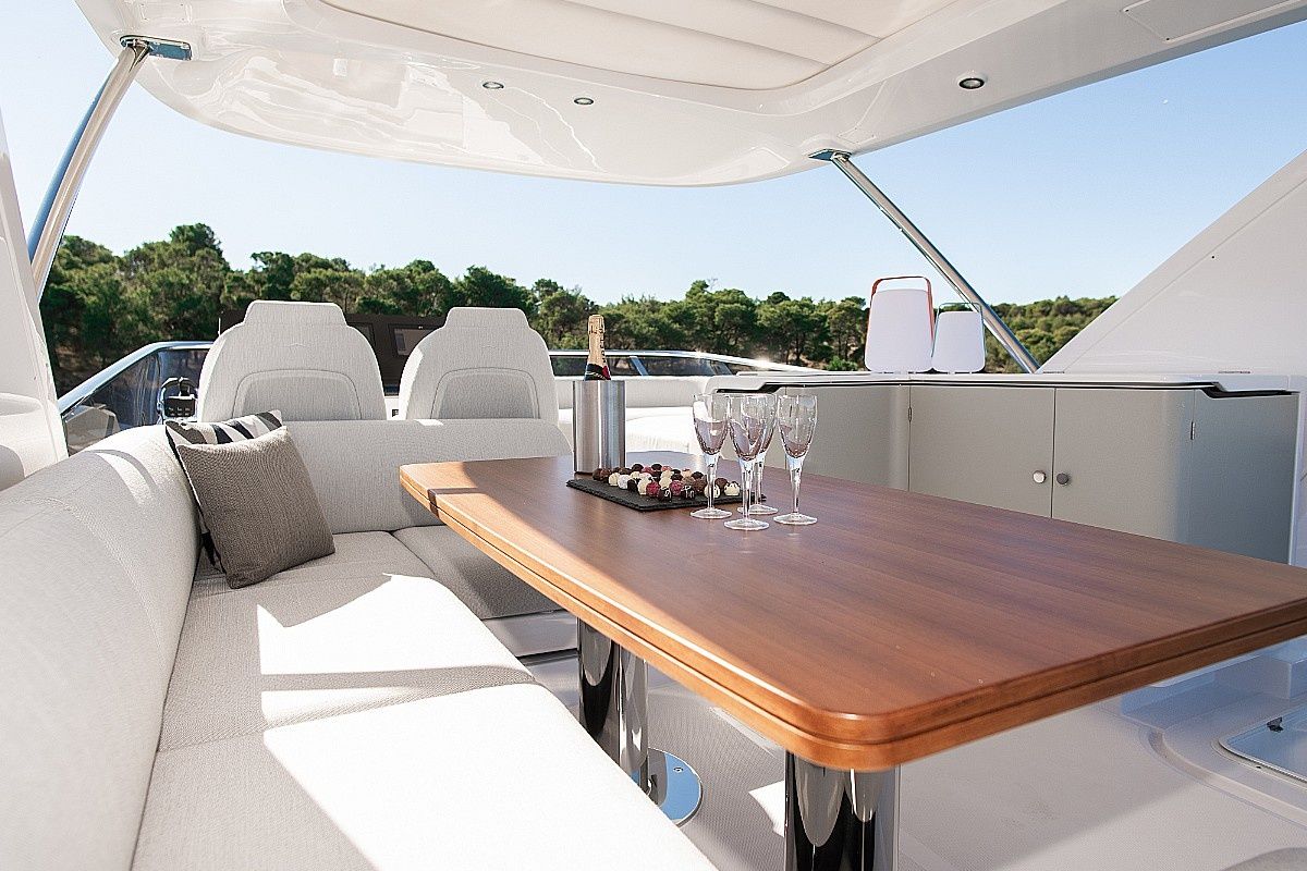 Azimut 60 | Alibaba