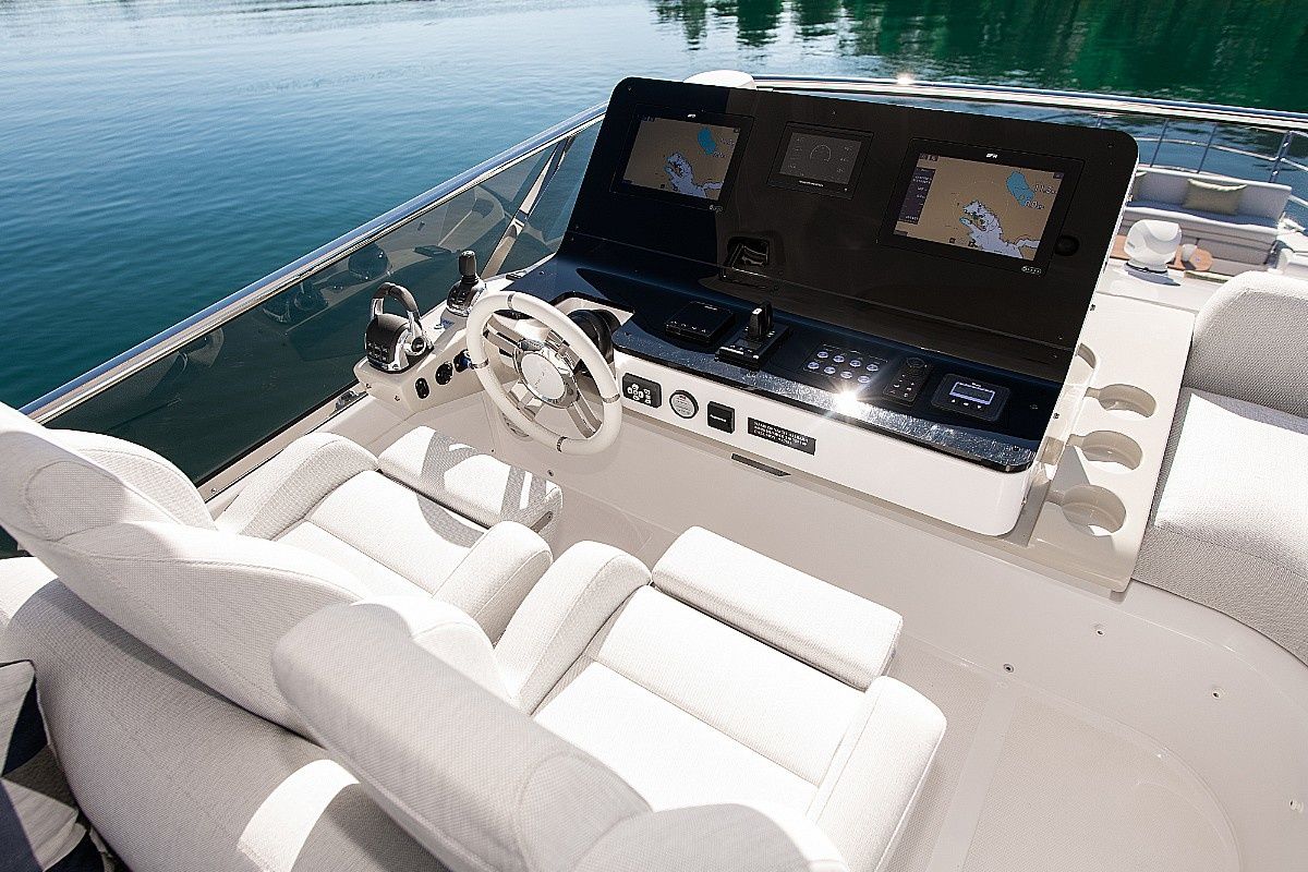 Azimut 60 | Alibaba