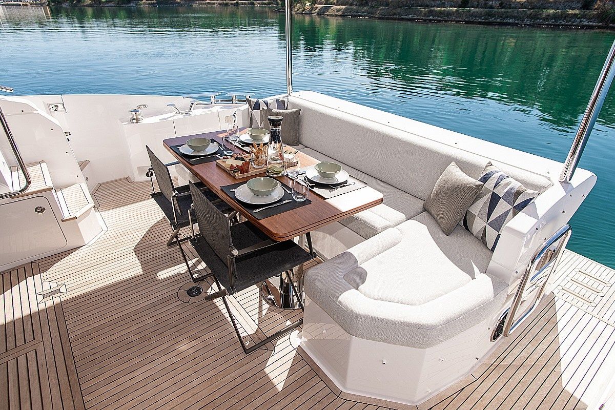Azimut 60 | Alibaba