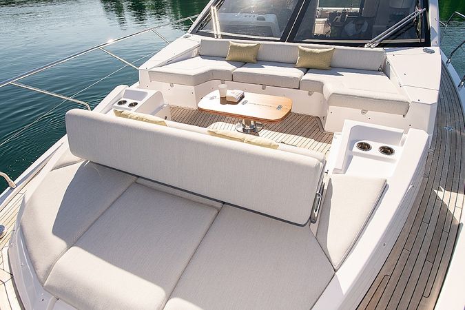 Azimut 60 | Alibaba