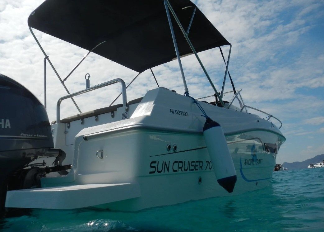 Pacific Craft 700 | STITCH