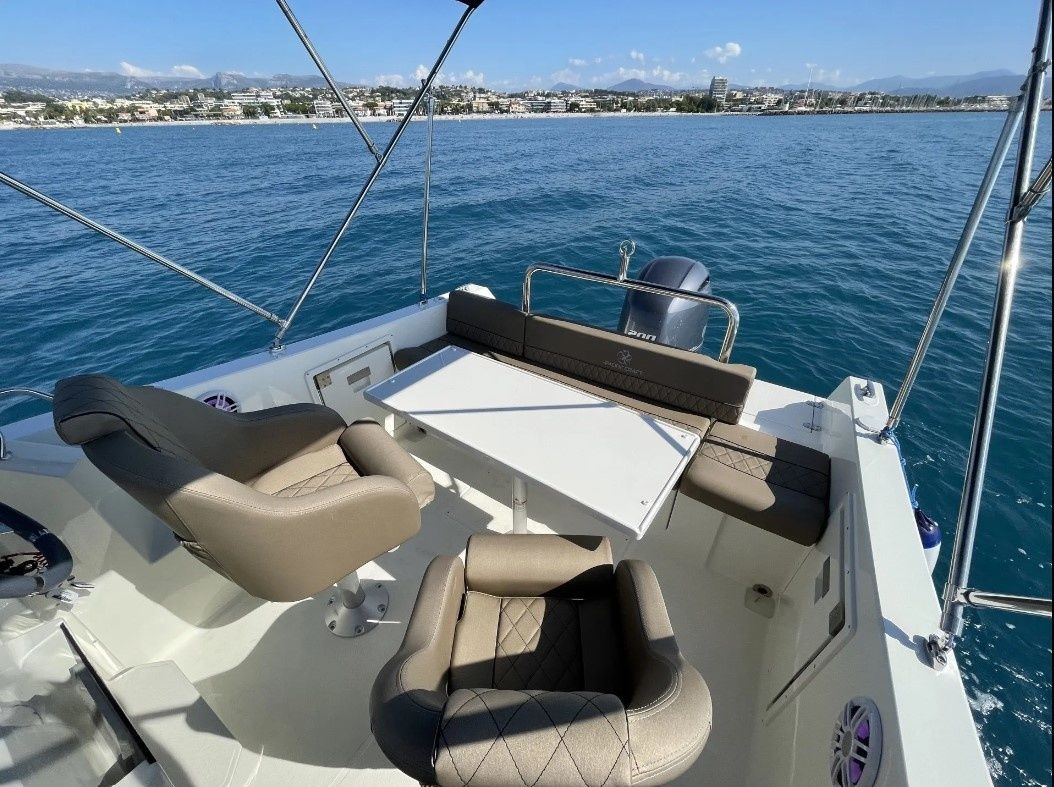 Pacific Craft 700 | STITCH