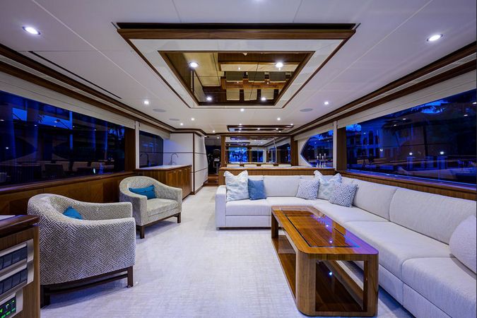 Ocean Alexander 85 | Chillin