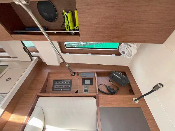 Beneteau Oceanis 51.1 | Glafki