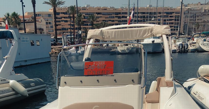 Capelli Tempest 800 | Tango