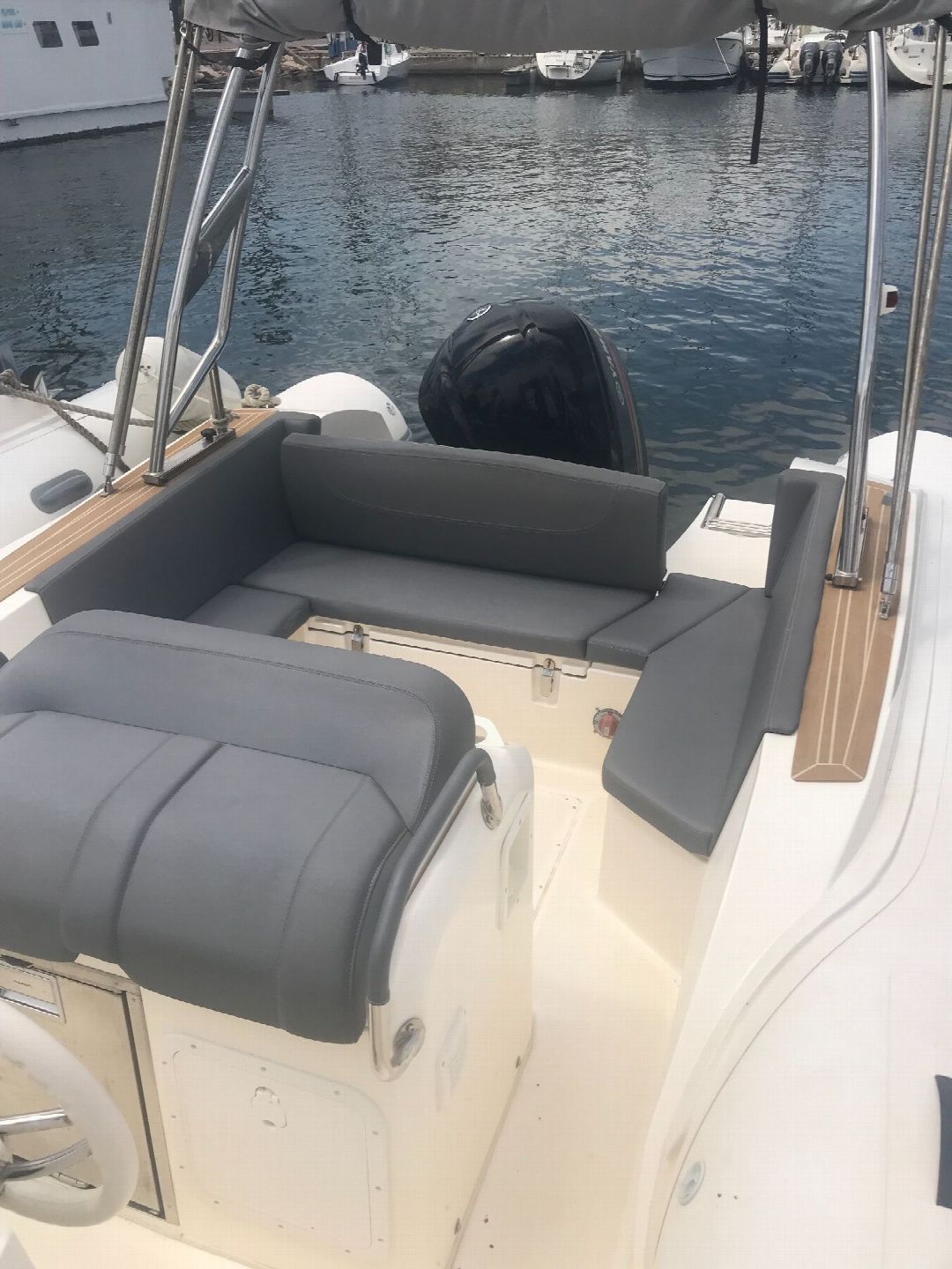 Capelli Tempest 775 | Tanka