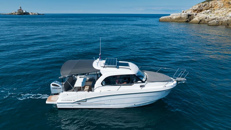 Beneteau Antares 8 | Setemana 2