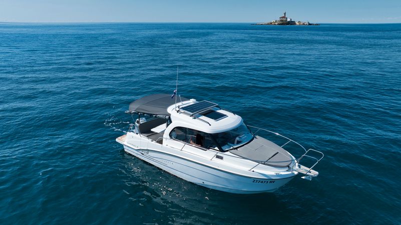 Beneteau Antares 8 | Setemana 2