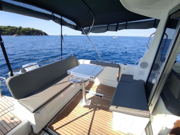 Beneteau Antares 8 | Setemana 2