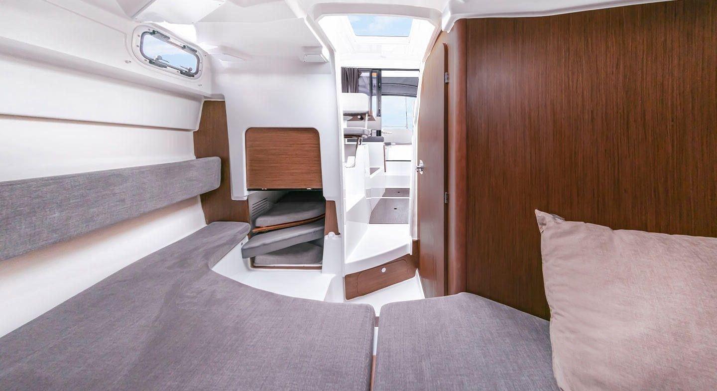 Beneteau Antares 8 | Setemana 3