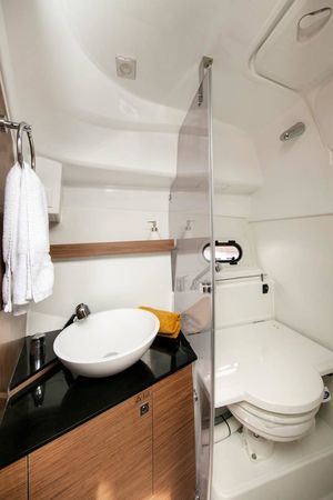 Jeanneau Cap Camarat 9.0 | Nassau