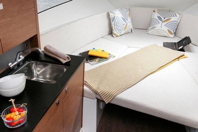 Jeanneau Cap Camarat 9.0 | Nassau