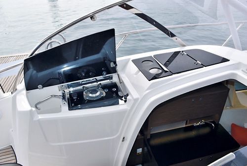 Jeanneau Cap Camarat 9.0 | Nassau