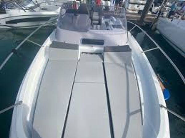 Jeanneau Cap Camarat 9.0 | Nassau