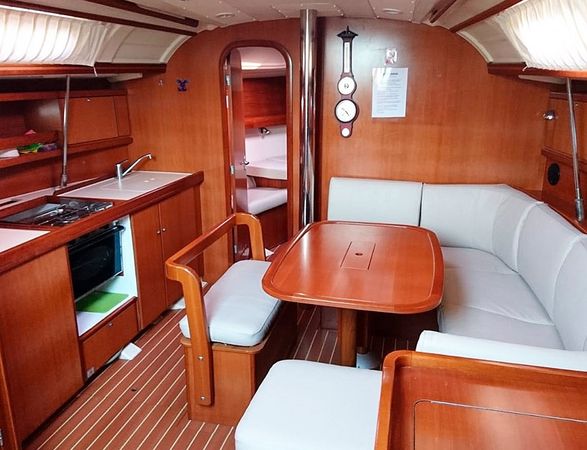 Dufour 385 | Machimbombo