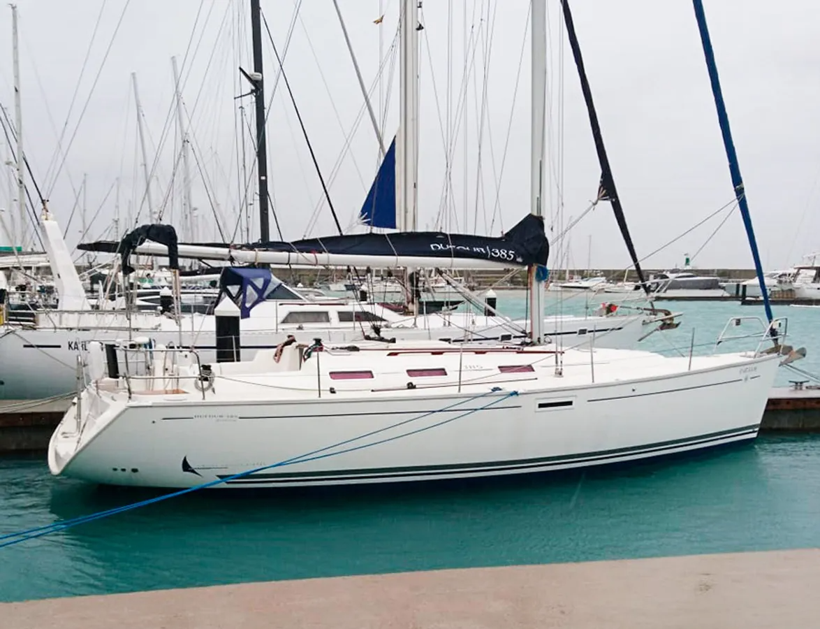 Dufour 385 | Machimbombo