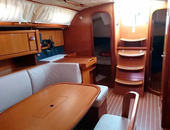 Dufour 385 | Machimbombo