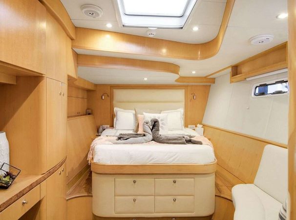 Prout 83 | Blue Gryphon