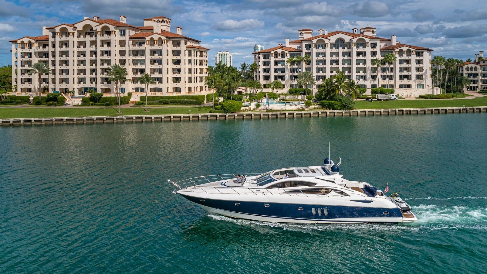 Sunseeker 75 | Aqua Holic