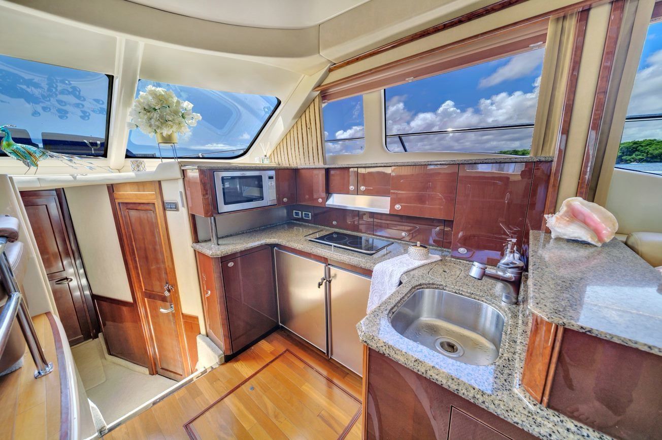 Sea Ray 52 | Serenity