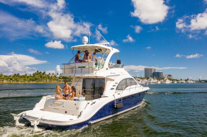 Sea Ray 52 | Serenity