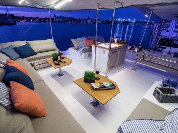 Fountaine Pajot Ipanema 58 | Blue Pepper