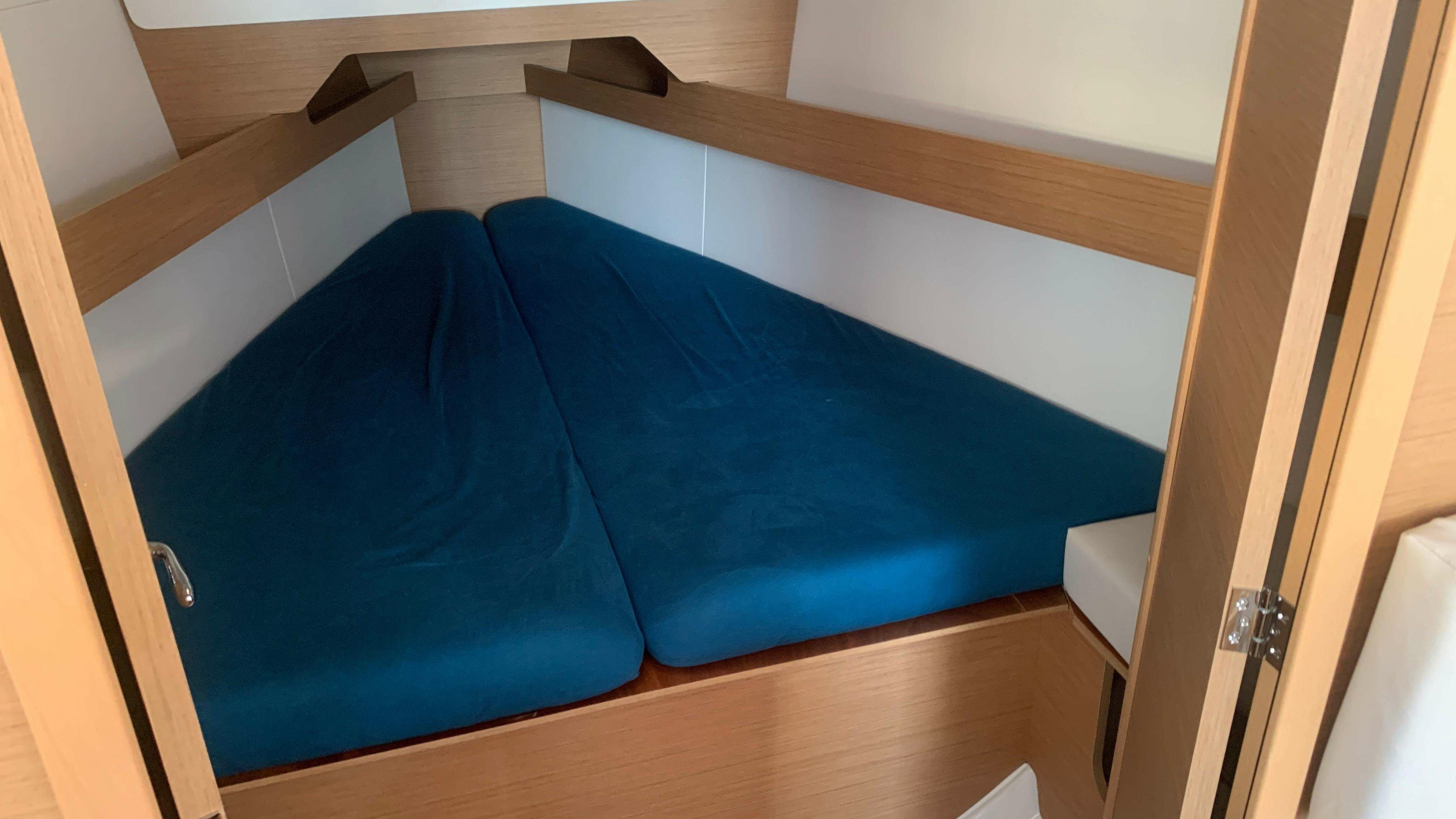 Jeanneau Sun Odyssey 349 | Y Eren 3