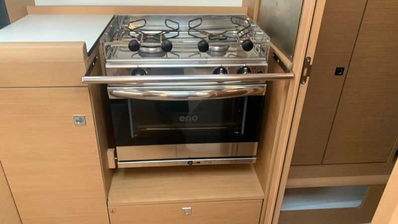 Jeanneau Sun Odyssey 349 | Y Eren 3