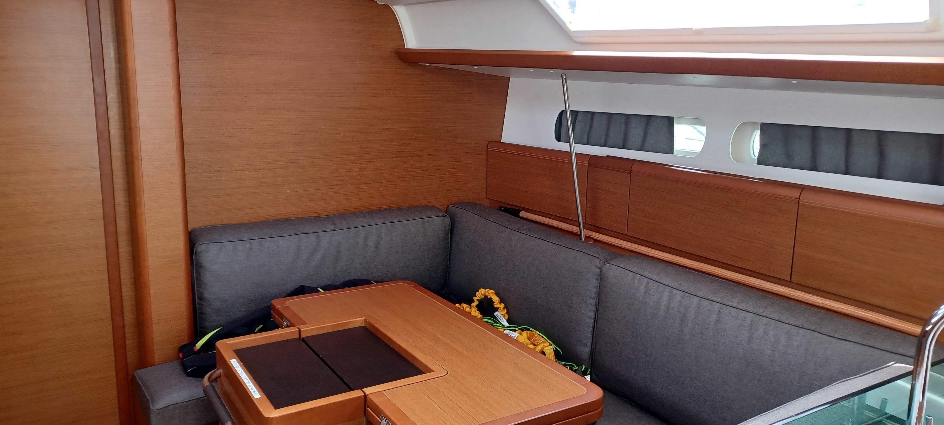Jeanneau Sun Odyssey 419 | Manael 2