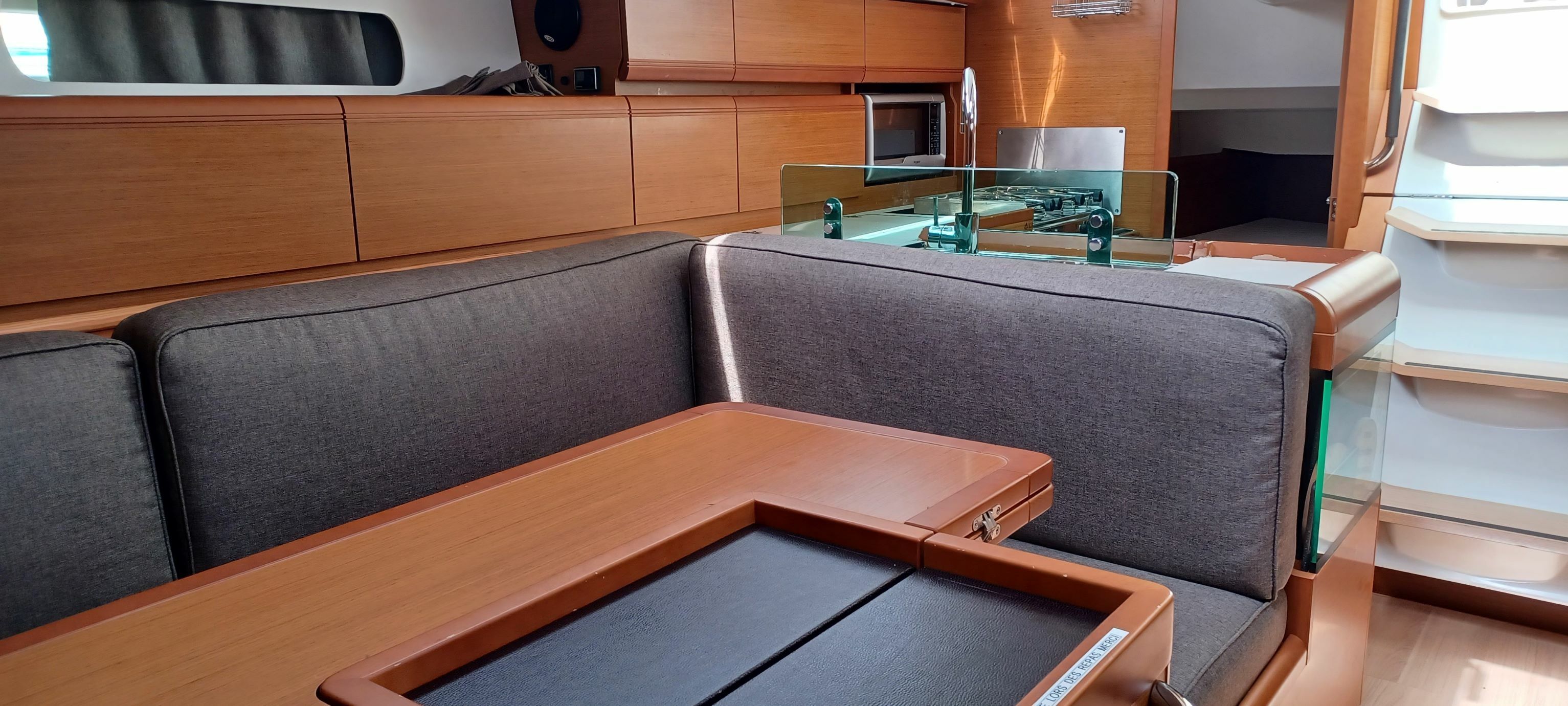 Jeanneau Sun Odyssey 419 | Manael 2