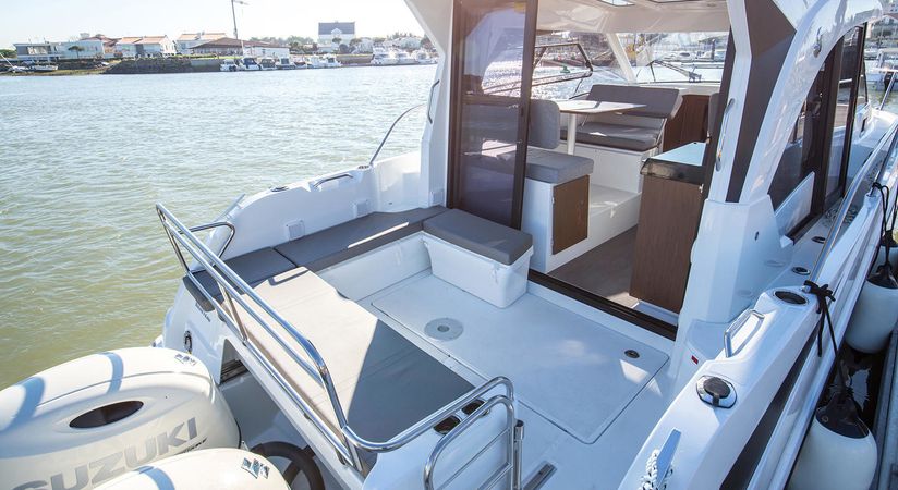 Beneteau Antares 9 | 23