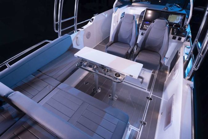 Quarken 27 T-Top | 23