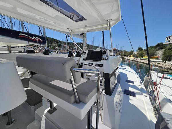 Leopard 42 | Moorings 22