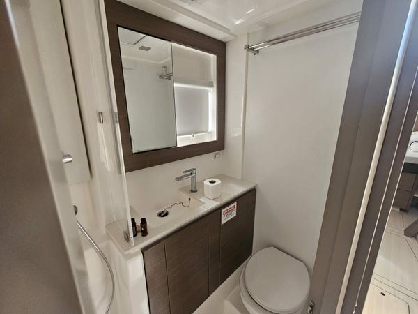 Leopard 42 | Moorings 22