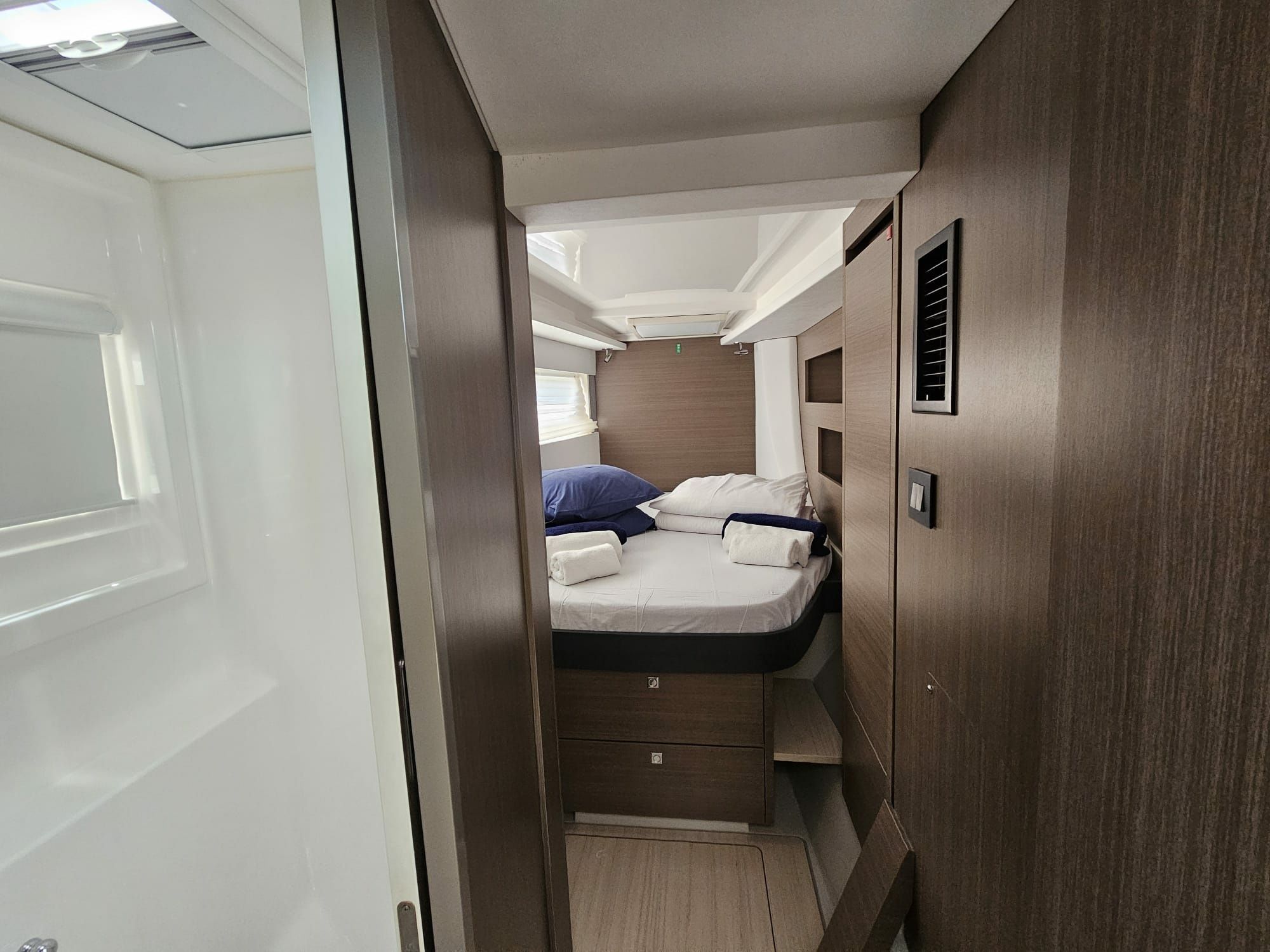 Leopard 42 | Moorings 22