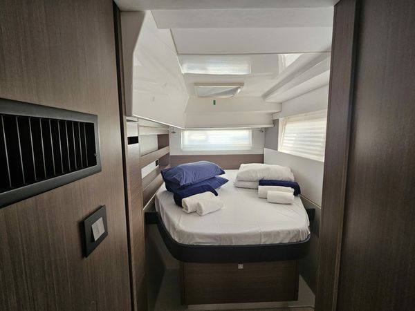 Leopard 42 | Moorings 22