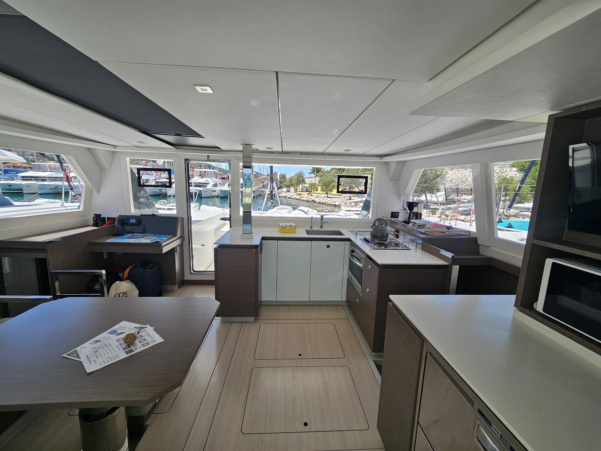 Leopard 42 | Moorings 22
