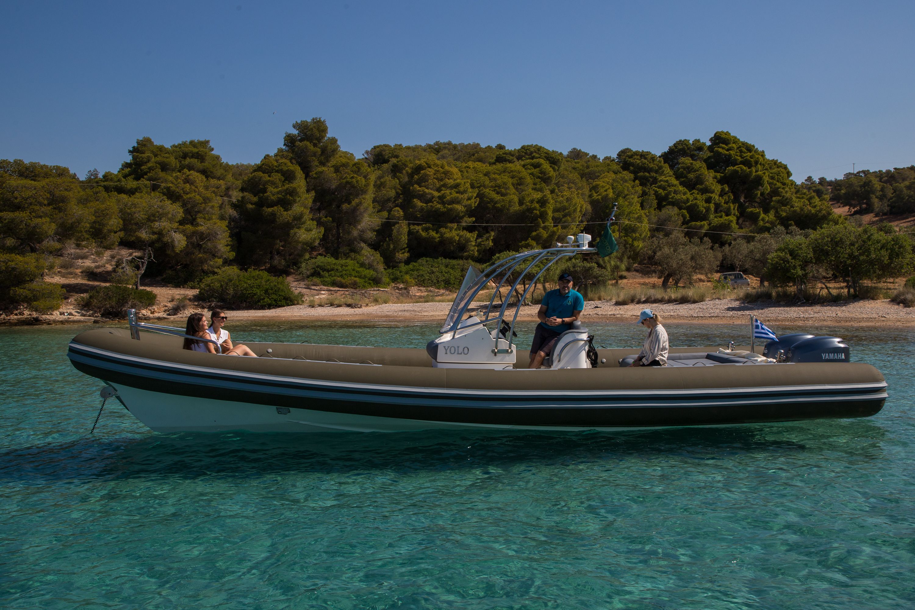 Sea Water Smeralda 320 | Yolo