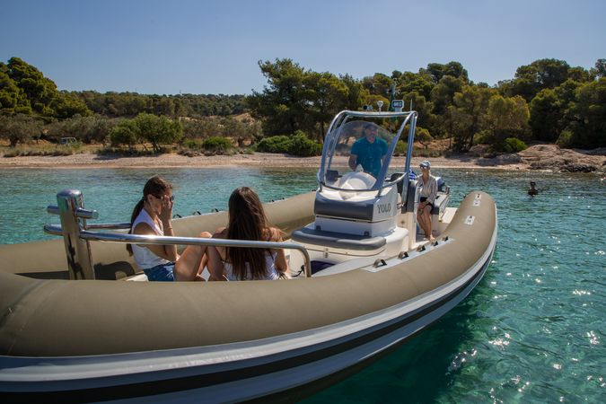 Sea Water Smeralda 320 | Yolo