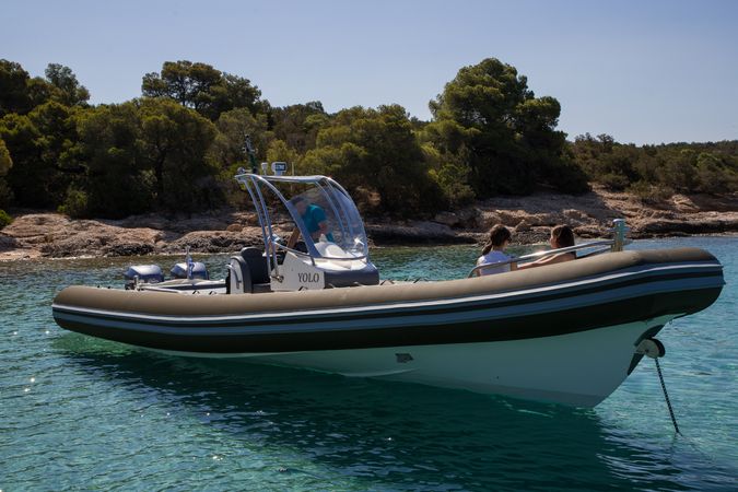 Sea Water Smeralda 320 | Yolo